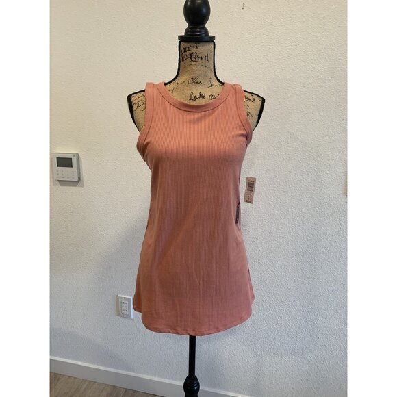 (F-174) TORRID Super soft short sleeve womens teen top new whit gags size 12-L - Picture 2 of 6